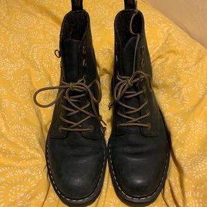 Dr. Martens Luana Boot Size 11